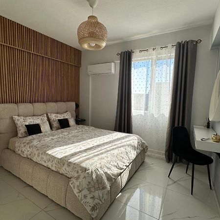 Sea View Apartment Near The Beach Paphos Ngoại thất bức ảnh