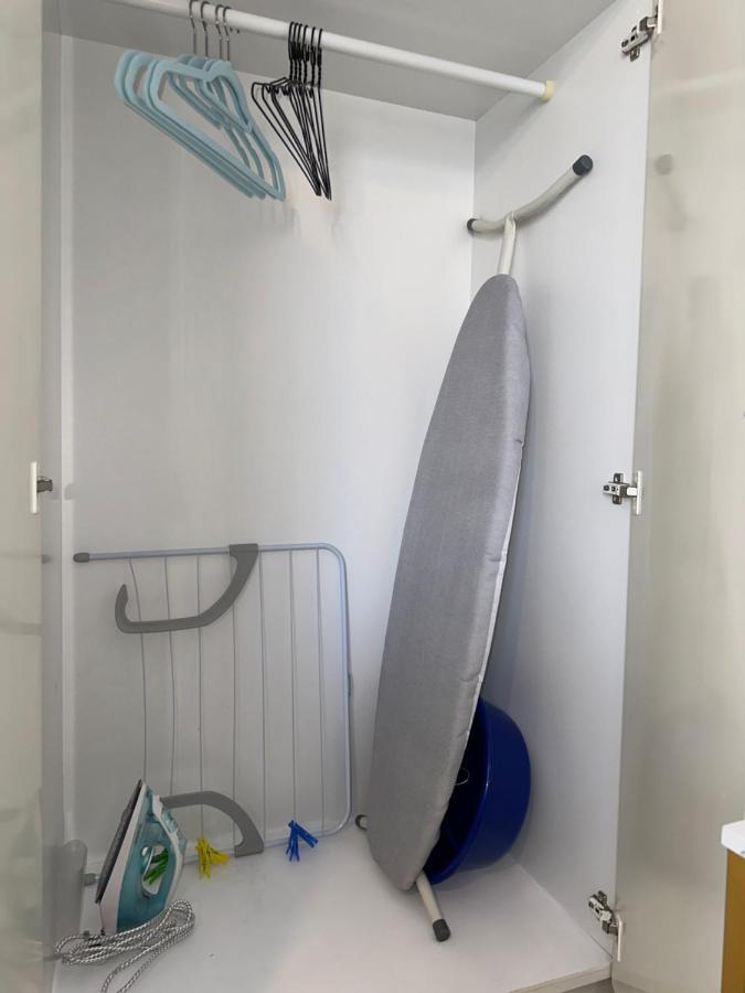 Sea View Apartment Near The Beach Paphos Ngoại thất bức ảnh