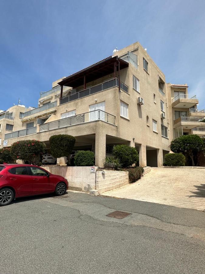 Sea View Apartment Near The Beach Paphos Ngoại thất bức ảnh